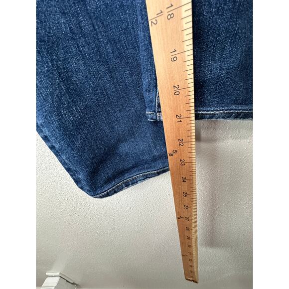 AG Medium Dark Wash Prima Cigarette Leg Whiskered Jeans 30R - Picture 13 of 13